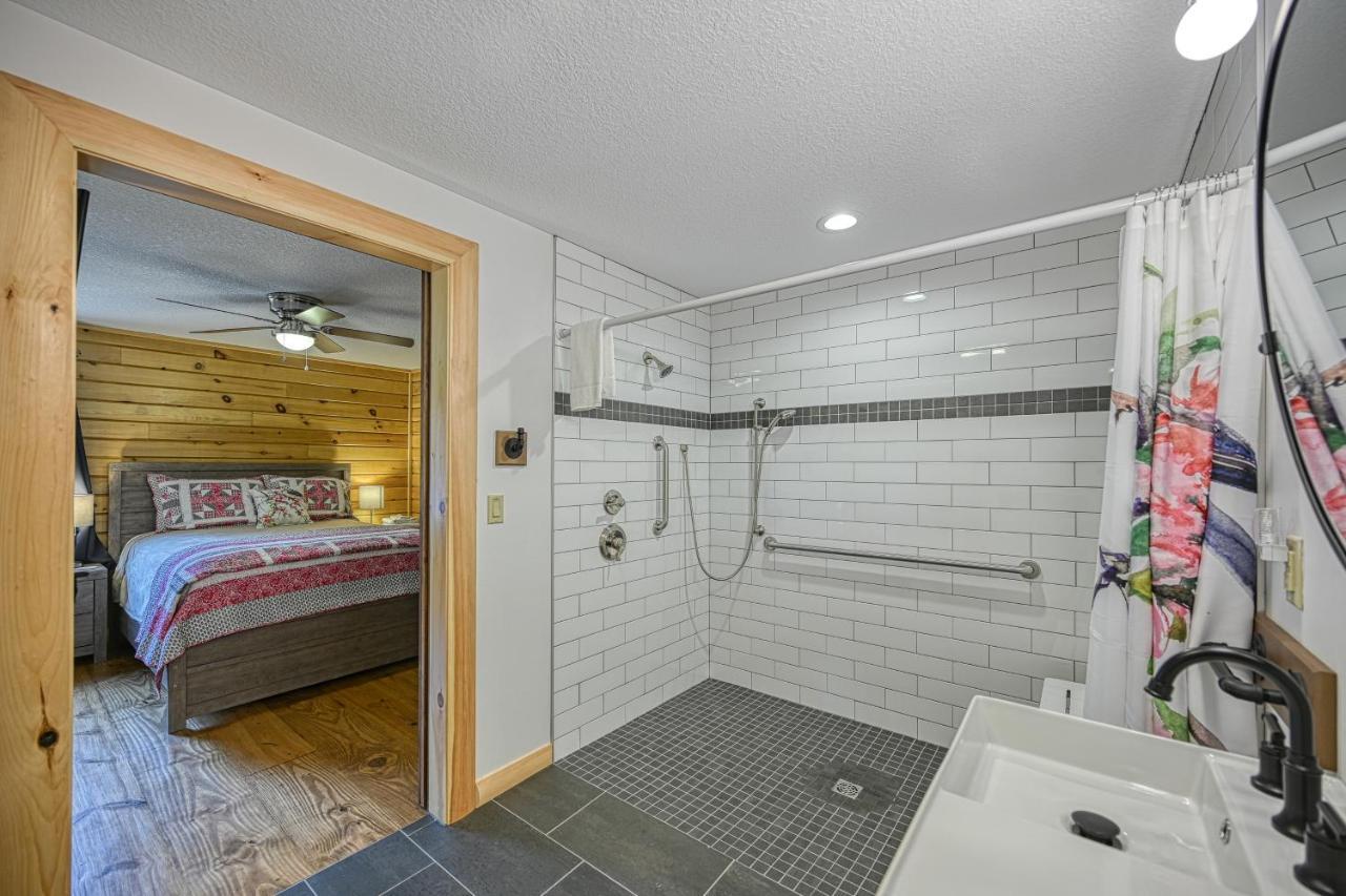 Curb-Free Chalet Мак-Генри Экстерьер фото